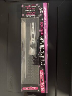 PLUS+SED 1" Ceramic Tourmaline Brush Iron in Black and Pink